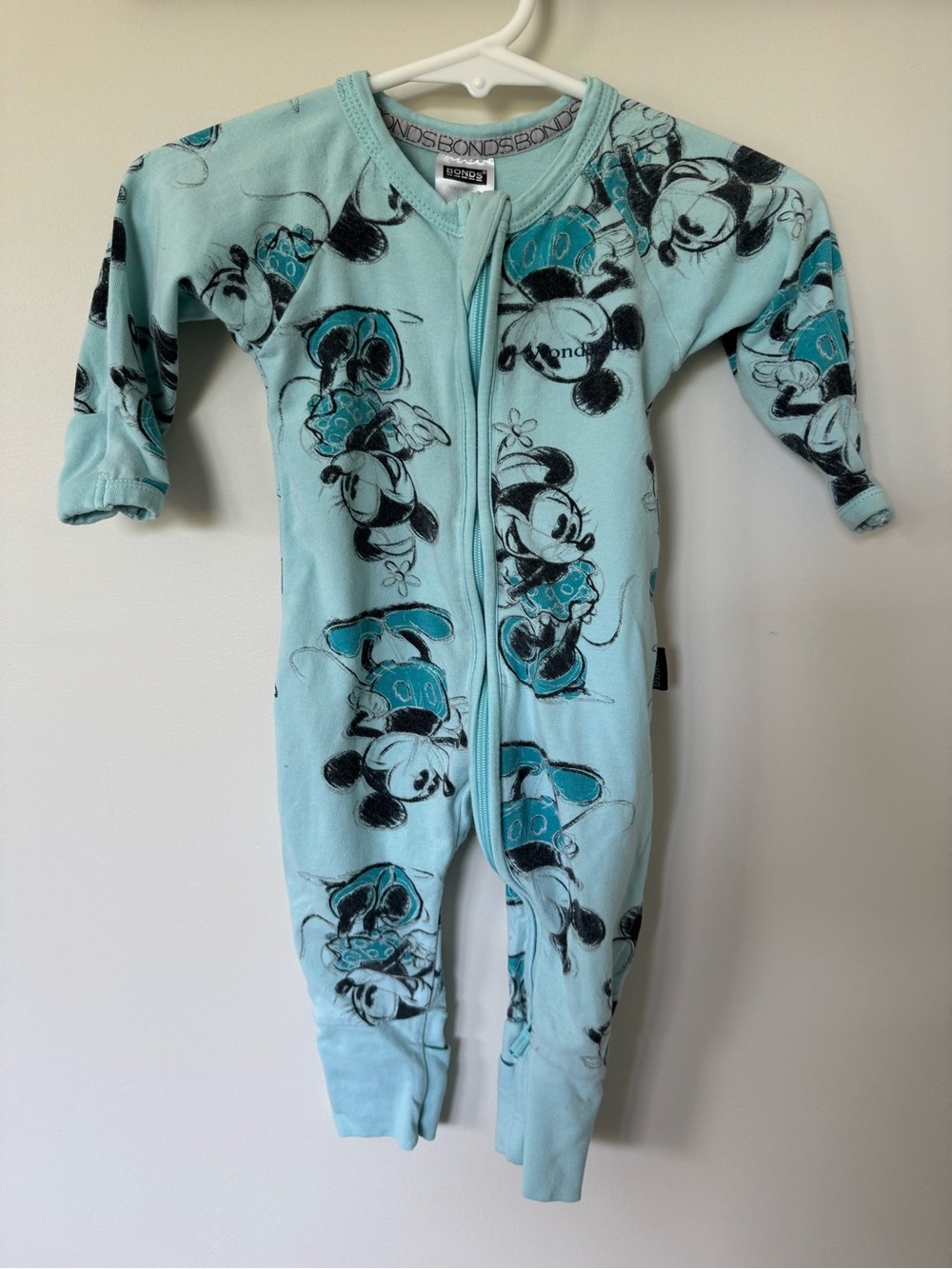 Bonds Disney Minnie Mouse Wondersuit One-Piece Sleeper size 000 (0-3 months)